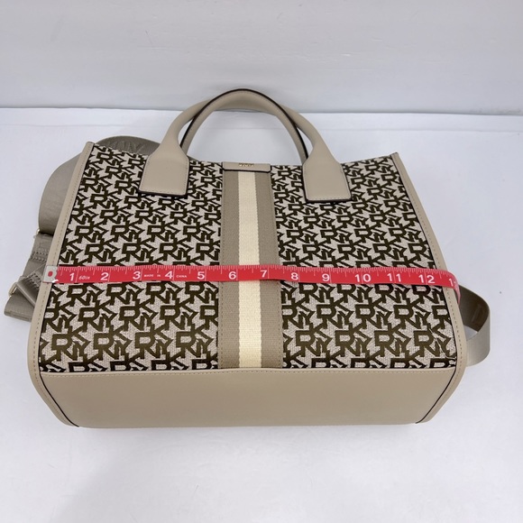 DKNY “CARLITA MD TOTE” BAG, BEIGE WITH BROWN LOGO ALL OVER WITH SHOULDER STRAP - Picture 13 of 16